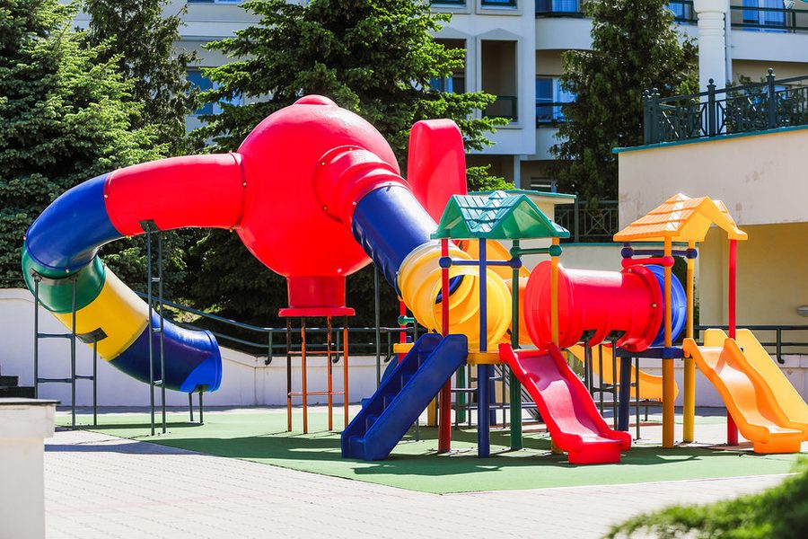 Детская площадка с игровым комплексом и мягким покрытием — фото 2